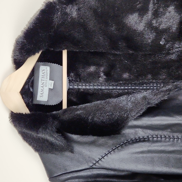 Samantha's Style Shoppe Women's Jacket - Picture 2 of 3